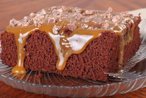 Pudding Cake With a Delicious Sauce