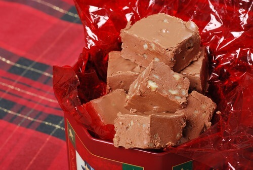 Chocolate Walnut Fudge for Christmas