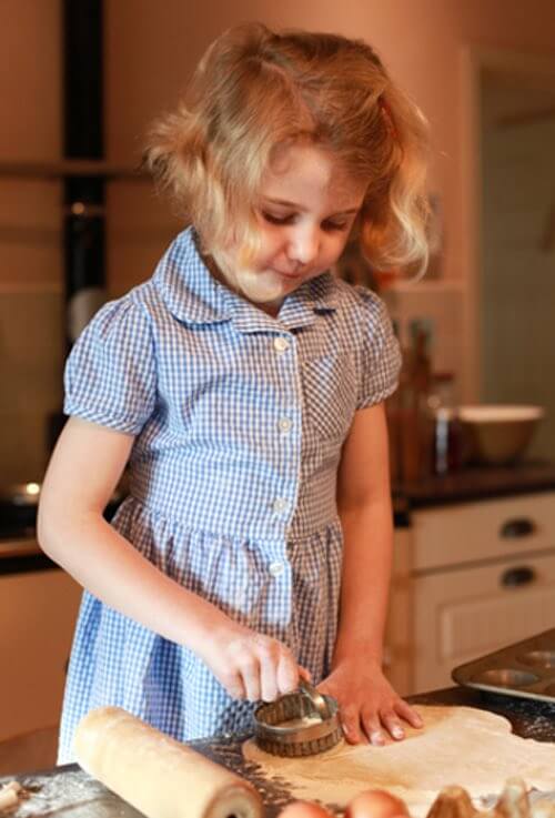 Get Grandma's old fashioned cut out cookies recipes and use your favorite cookie cutters to make delicious homemade cookies suitable for any occasion.