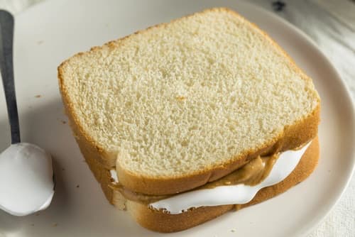 Marshmallow Peanut-Butter Sandwich