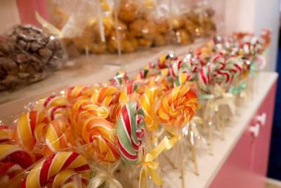 Old Fashioned Candy Buffet - candy store
