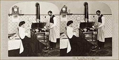 Stereoscopic Photo of Old Fashioned Kitchen in 1903