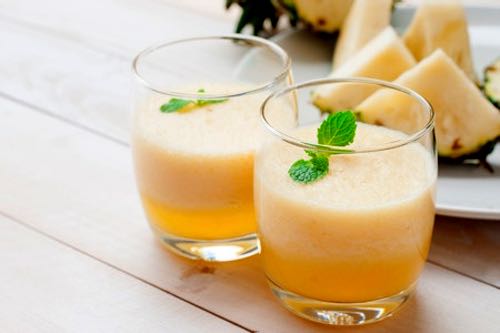 Non Alcoholic Pineapple Puff Drink