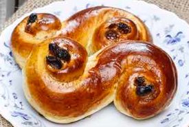 Swedish Lussakatter Buns