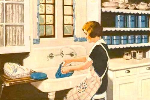 Get Grandma's old time kitchen cleaning secrets. Make everyday tasks like dish washing and window cleaning a breeze. Sometimes the old ways simply work best.