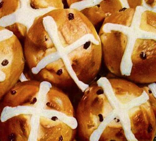 Traditional Hot Cross Buns Decorated with Icing