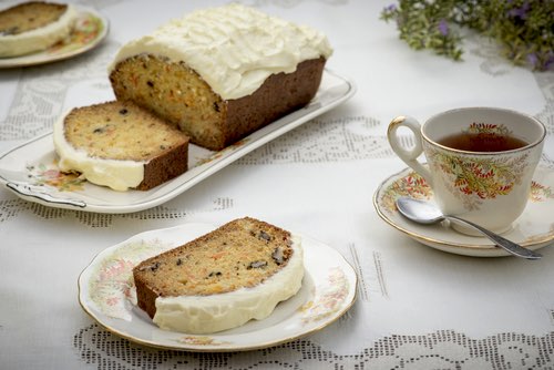 Get Mom's vintage carrot cake recipes. Make an old fashioned carrot cake that's moist and delicious, and it comes with her best carrot cake icing recipe.